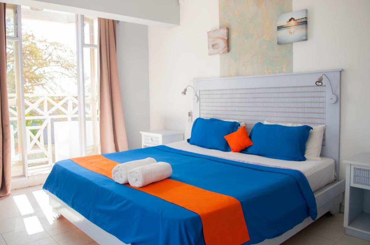 The Bay Resort, Grand Bay Екстер'єр фото